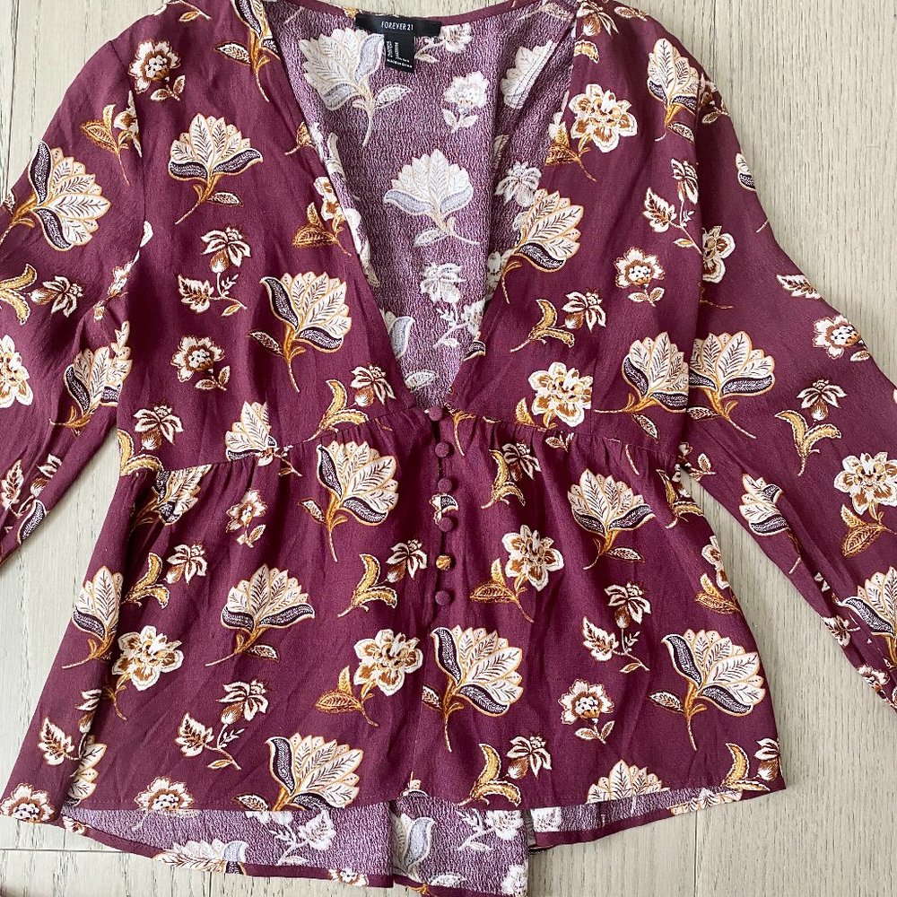 Unworn Forever 21 Blouse - Size Medium